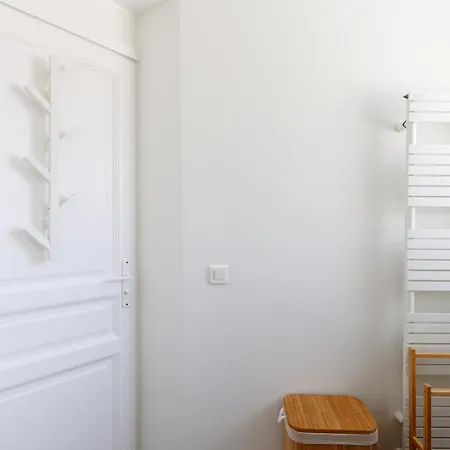 Immogroom - Luxury With Swimming Pool In Center *