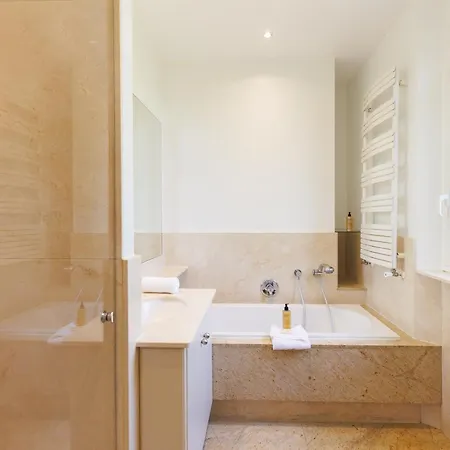 Immogroom - Luxury With Swimming Pool In Center Villa Cannes