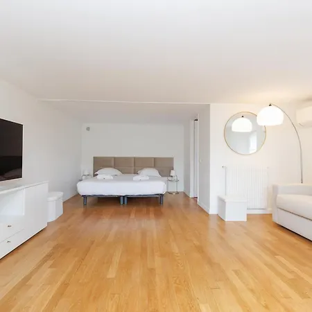 Villa Immogroom - Luxury With Swimming Pool In Center *